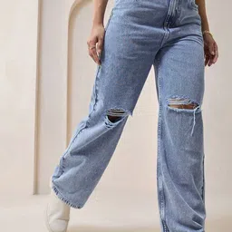 Bewakoof Women Blue Baggy Straight Fit Light Fade Slash Knee Cotton Jeans-image-62