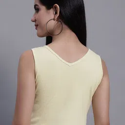 FBAR Pack Of 2 Scoop Neck Sleeveless Ribbed Cotton Crop Tops image 5