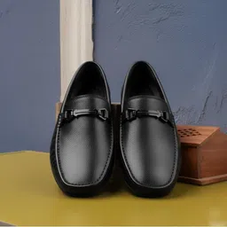 empeno Trendy & Comfortale Loafers For Men image 2