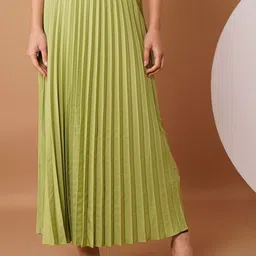 chemistry Women Solid Flared Green Skirt-picture-23