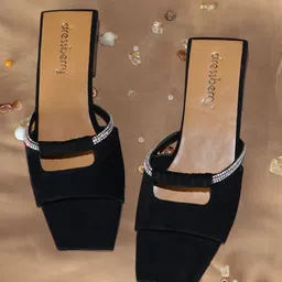 dressberry Women Flats Sandal image 1