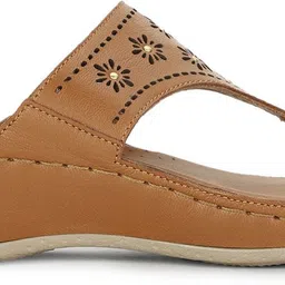 scholl Women Wedges Sandal image 2