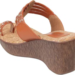 metro Women Wedges Sandal image 4