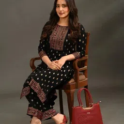 skynet fashion Women Viscose Rayon Kurta Pant Set image 1