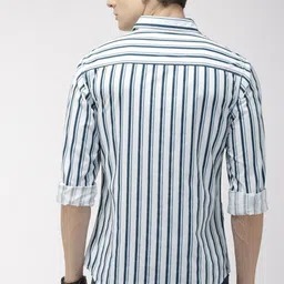the indian garage co. Men Slim Fit Striped Spread Collar Casual Shirt image 4
