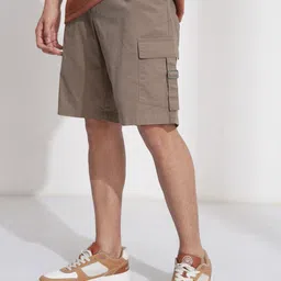 highlander Solid Men Grey Cargo Shorts image 4