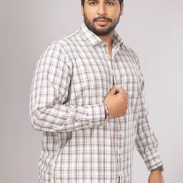Sizeupp Men Plus Size Collared Neck Regular Fit Checked Casual Shirt image 4