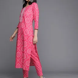 Varanga Women Pink Bandhani Printed Gotta Patti Pure Cotton Kurta with Trousers & With Dupatta image 2