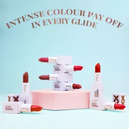Just Herbs Women Creamy Matte Mini Lipstick For Women- 06 Burnt Red 1.8 g image 3