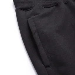 HRX by Hrithik Roshan Men Lifestyle Self Design Regular Fit Joggers image 4