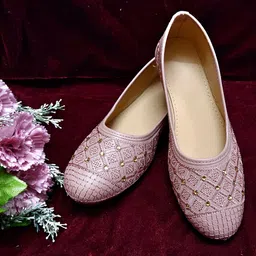 trendy feet Latest new model stylish fancy trendy comfortable stylish wear for ladies Bellies For Women-picture-10