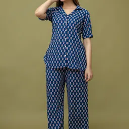 trinabh Women Shirt & Pyjama set Grey Printed image 3