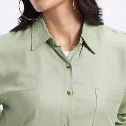 glitchez Women Relaxed Fit Fit Solid Casual Shirt image 3