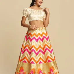 Warthy Ent Women White & Pink Semi-Stitched Lehenga & Unstitched Blouse With Dupatta image 3