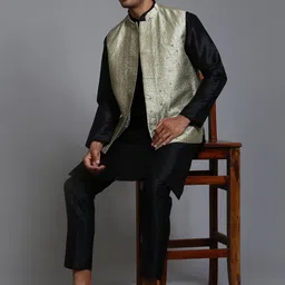 VASTRAMAY Mandarin Collar Regular Kurta with Trousers And Embellished Nehru Jacket-image-21