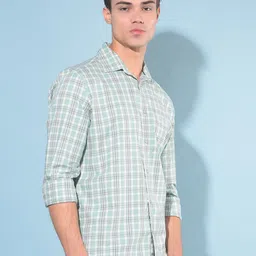 Crimsoune Club Resort Collar Slim Fit Tartan Checked Casual Shirt image 4