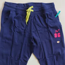 adihari Women Grey Capri image 3