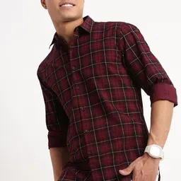 SHOWOFF Standard Slim Fit Tartan Checks Cotton Casual Shirt-image-5
