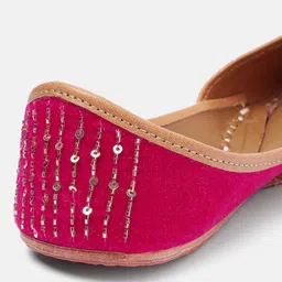 house of pataudi Mojaris For Women image 5