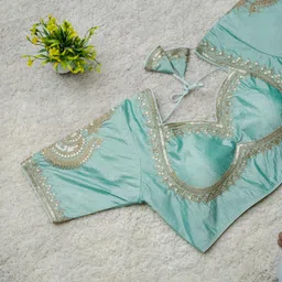 raishas Sweetheart Neck Women Blouse-picture-16