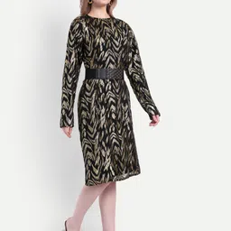 theulluu.com Women Sheath Black Knee Length Dress image 3