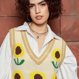 sassafras Women Floral Print V Neck Beige Sweater image 5