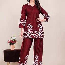 comforwear Tunic Regular Shorts Co-ords Set with Coat image 4