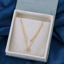 DressBerry Gold-Plated Round-Shaped Stone-Studded Pendant & Chain-picture-35