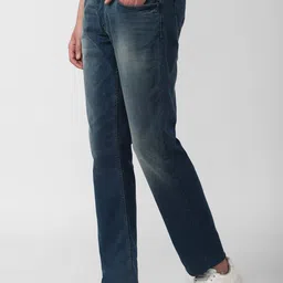 VAN HEUSEN DENIM LABS Men Regular Fit Light Fade Cotton Jeans image 2