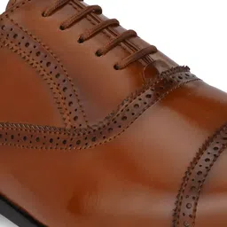 INVICTUS Men Tan Brown Solid Formal Brogues image 5
