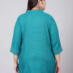 Indietoga Plus Size Green Embroidered Cotton Linen Tunic image 5