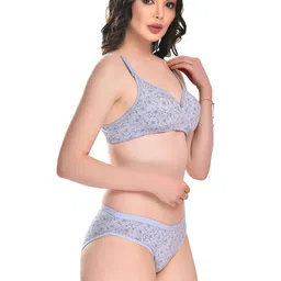 SGC SWEDEN Mid-Rise Bra & Panty Lingerie Set image 3