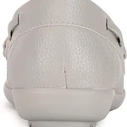 bata Casuals For Women image 5