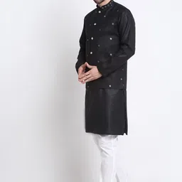 KRAFT INDIA Mandarin Collar Long Sleeves Straight Kurta With Pyjamas & Jacket image 5