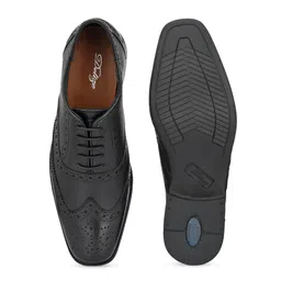 Delize Men Black Textured Leather Formal Brogues image 5