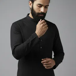 univibe Men Solid Pure Cotton Straight Kurta image 5