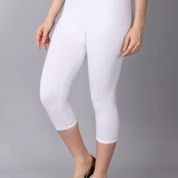 tanish Women White Capri image 3
