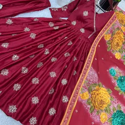 shree laxminarayan export Embroidered Rayon Blend Stitched Anarkali Gown image 2