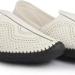 fausto Perforated Ethnic Round Toe Jutti for Wedding|Flexible Rubber Sole|Pathani Kurta Mojaris For Men image 1