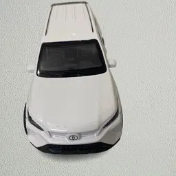 sbe Fortuner Car Toy Metal Car Light | Music (Multicolor)-picture-40