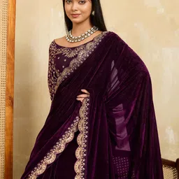 hutah Embroidered Banarasi Velvet, Cotton Blend Saree image 3