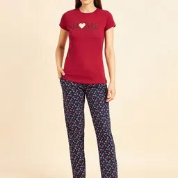 Sweet Dreams Red Printed Pure Cotton Short Sleeves Night Suit-image-65