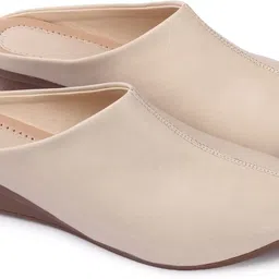 ladies hub Women Wedges Sandal image 5