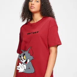 bewakoof Tom N Jerry Women Graphic Print Round Neck Pure Cotton Red T-Shirt image 3