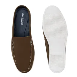 San Frissco Men Olive Green Lightweight Loafers image 3