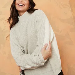 Styli Women Beige & White Ribbed Pullover image 1