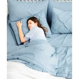 the white moss Marquis Pleat Pinch luxurious AC Single Comforter with One Pillow Cover image 4