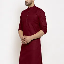 vinaari Men Cotton Blend Kurta Pyjama Set image 4