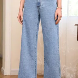 n j Women Regular High Rise Blue Jeans image 3