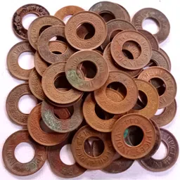 manmai coins 100 COINS LOT - BRITISH INDIA - HOLE PICE - George VI 1943 1944 1945 1946 1947 Bronze – 2 g – ø 21.3 - CIRCULATED CONDITION Medieval Coin Collection image 1